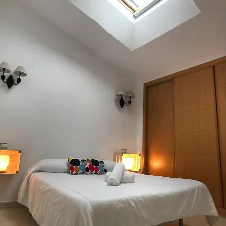 Apartment Apartamento Atico Aviles